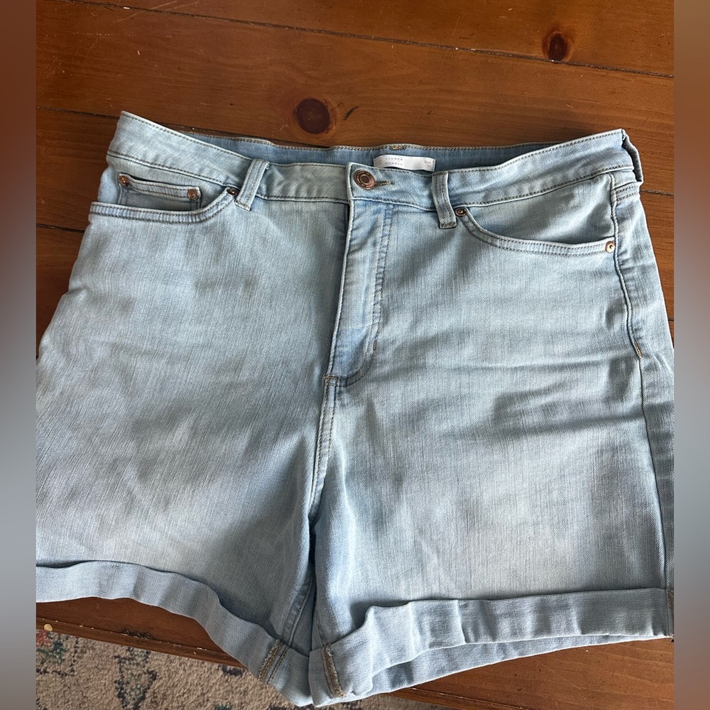 LC Lauren Conrad Shorts